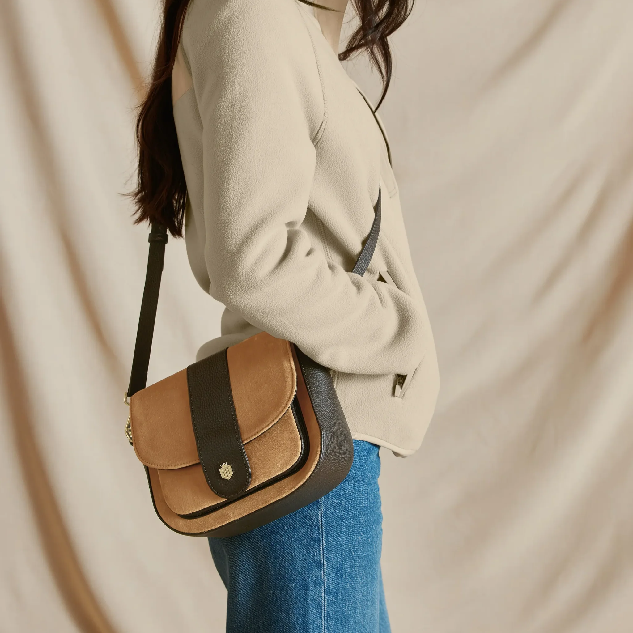 Highcliffe Saddle Bag Tan Suede