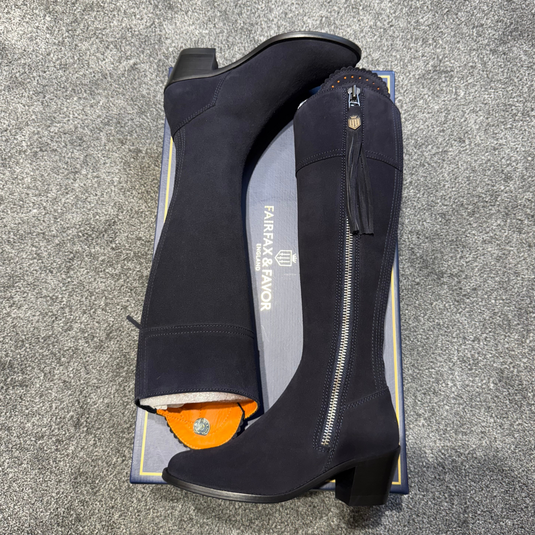 Seconds 039 Heeled Regina Regular Fit Navy Suede Size UK 4