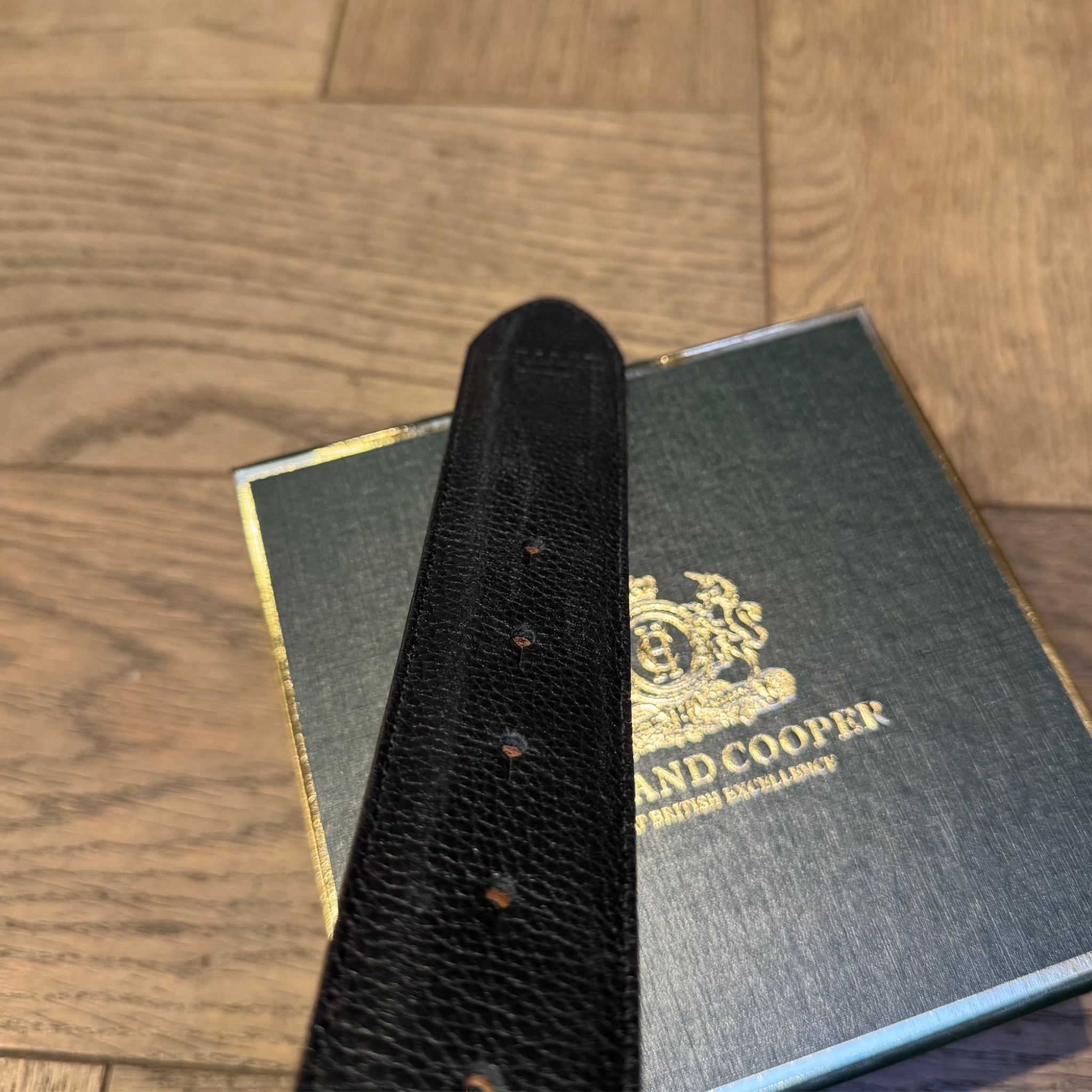 Seconds 052 HC Classic Belt Black Leather Size Small