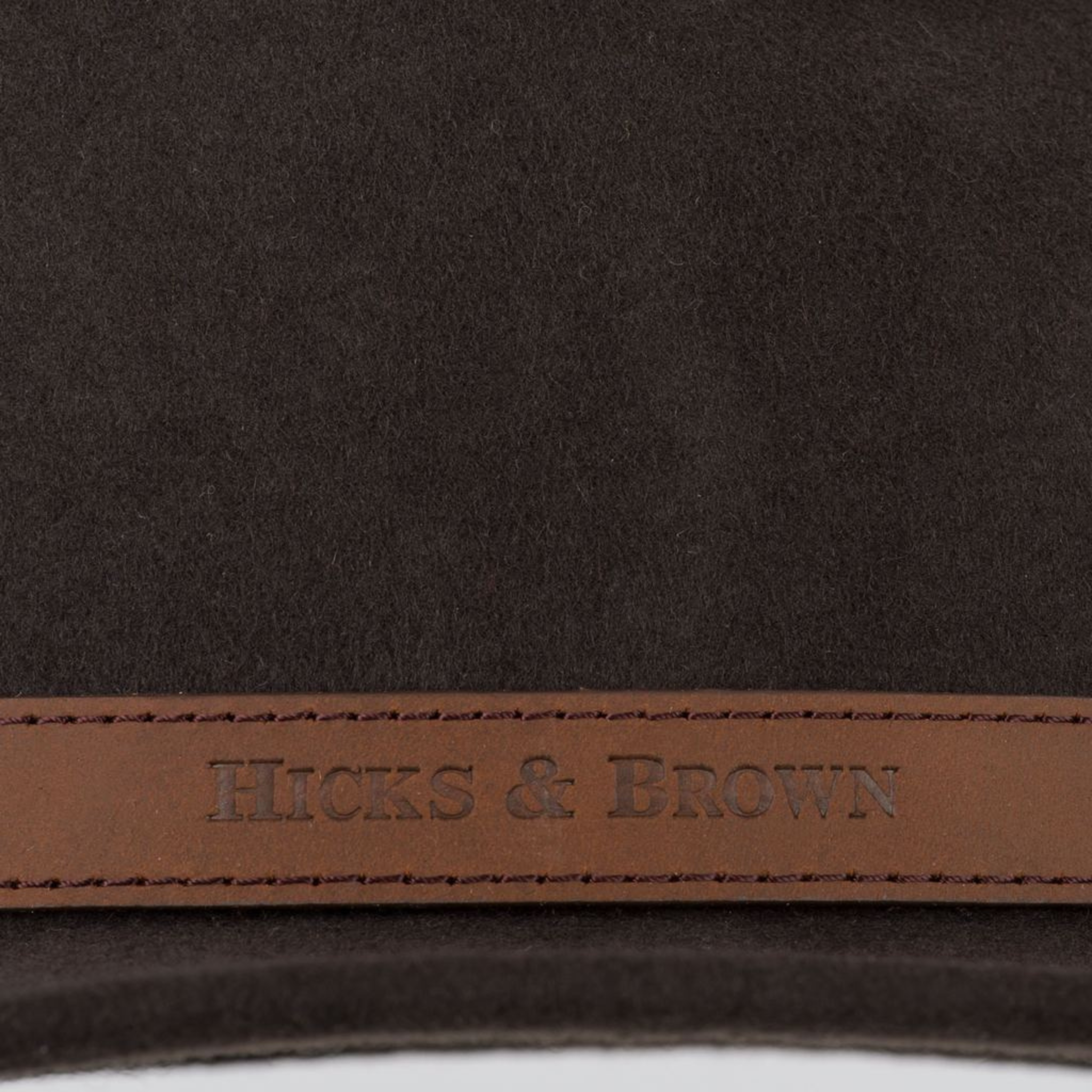 Suffolk Fedora In Dark Brown (Bronze Feather)