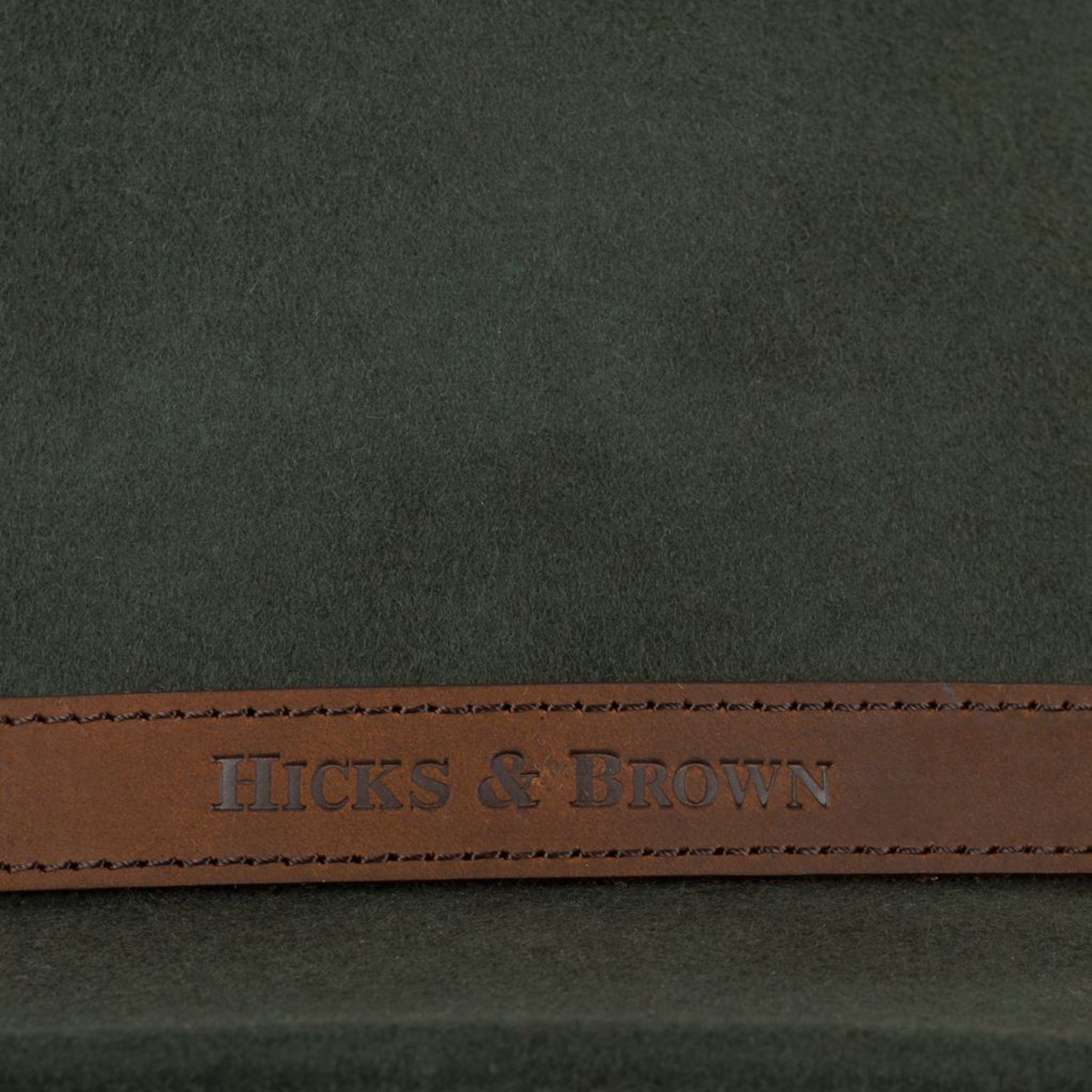 Suffolk Fedora In Olive (Fawn Feather)