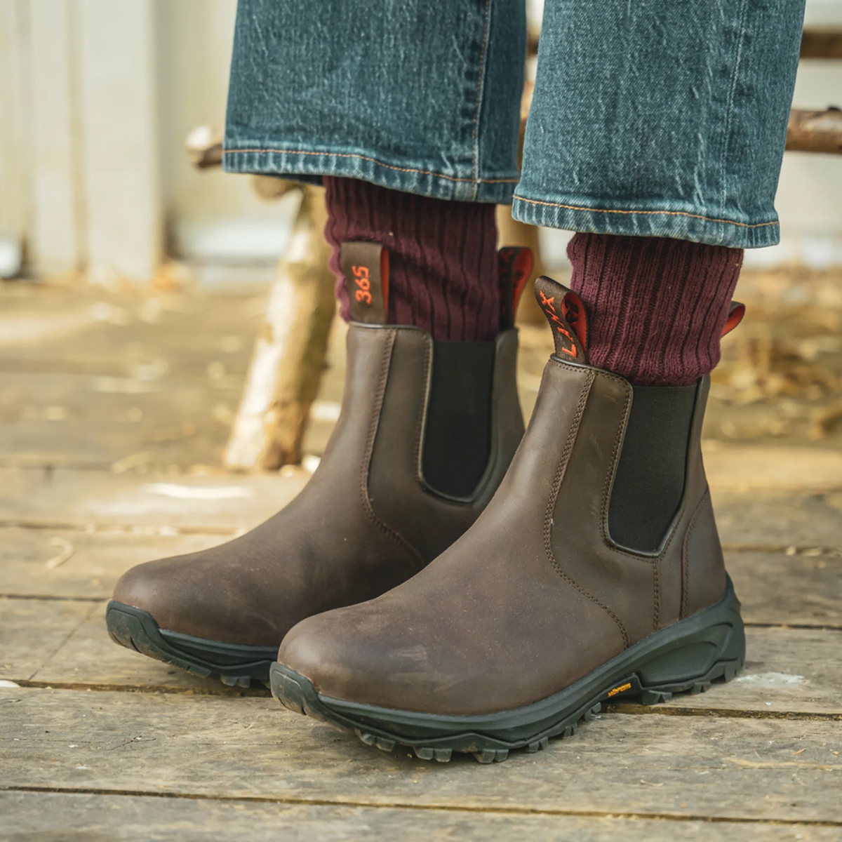 Edgworth Brown Distressed
