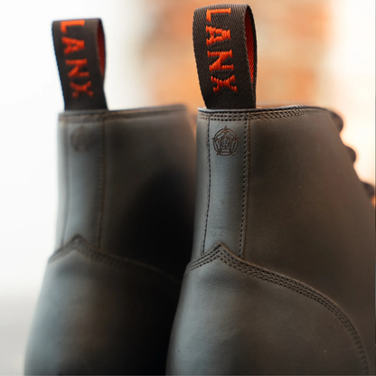 Settle Brown Distressed